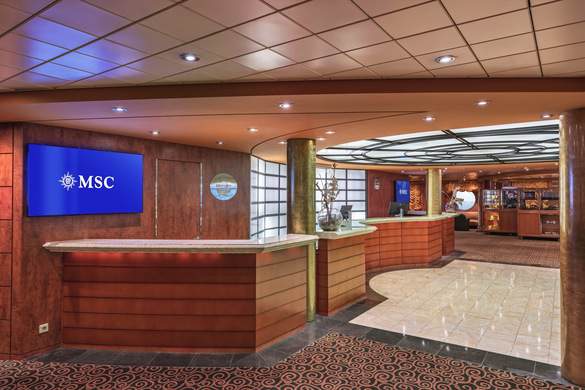 MSC Cruises MSC Sinfonia MSC Excursions Office 1 ©MSC Rights - Ivan Sarfatti.jpg
